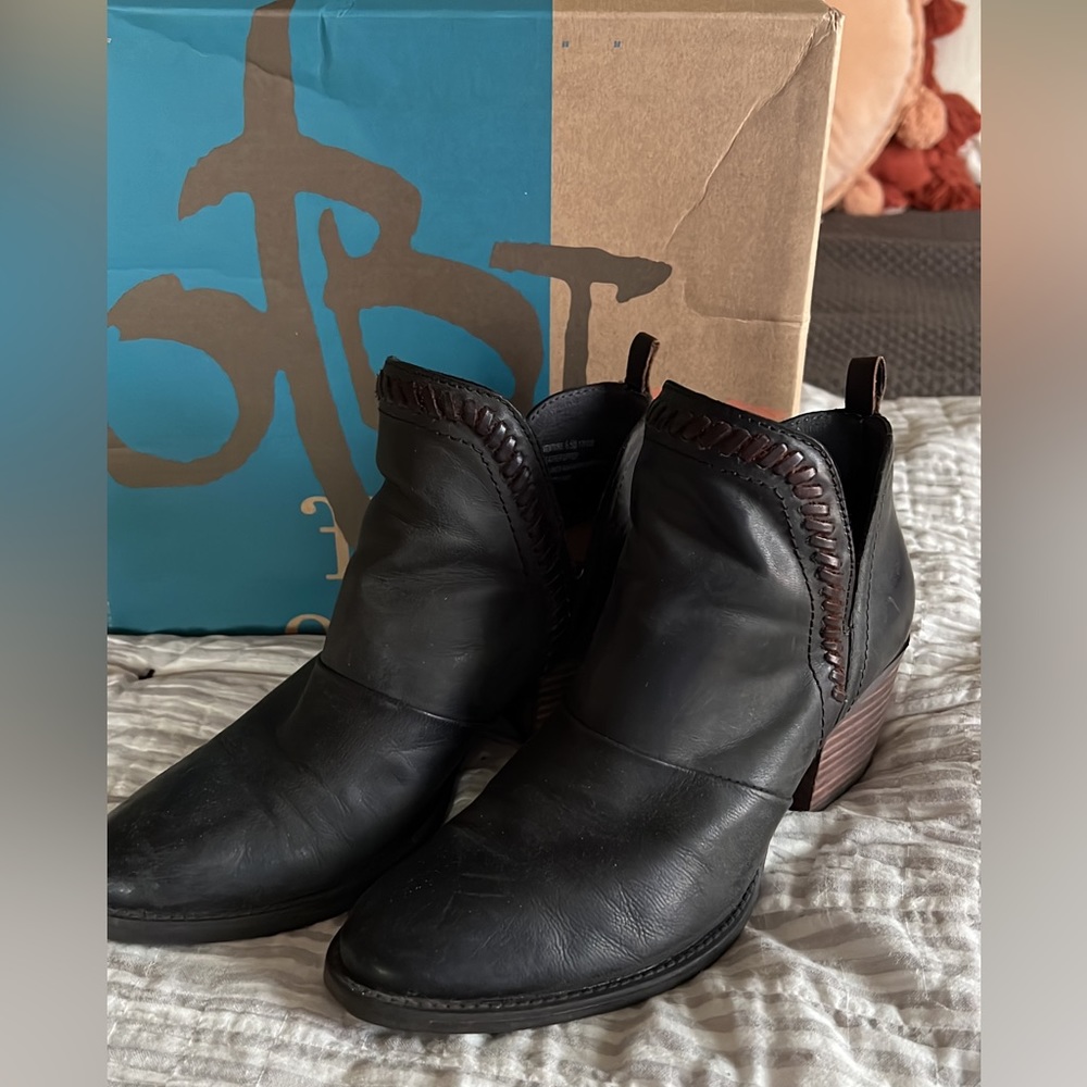 OTBT BOOTIES